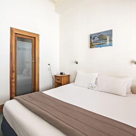 The Cambridge Hotel & Backpackers Веллінгтон Екстер'єр фото