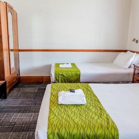 The Cambridge Hotel & Backpackers Веллінгтон Екстер'єр фото