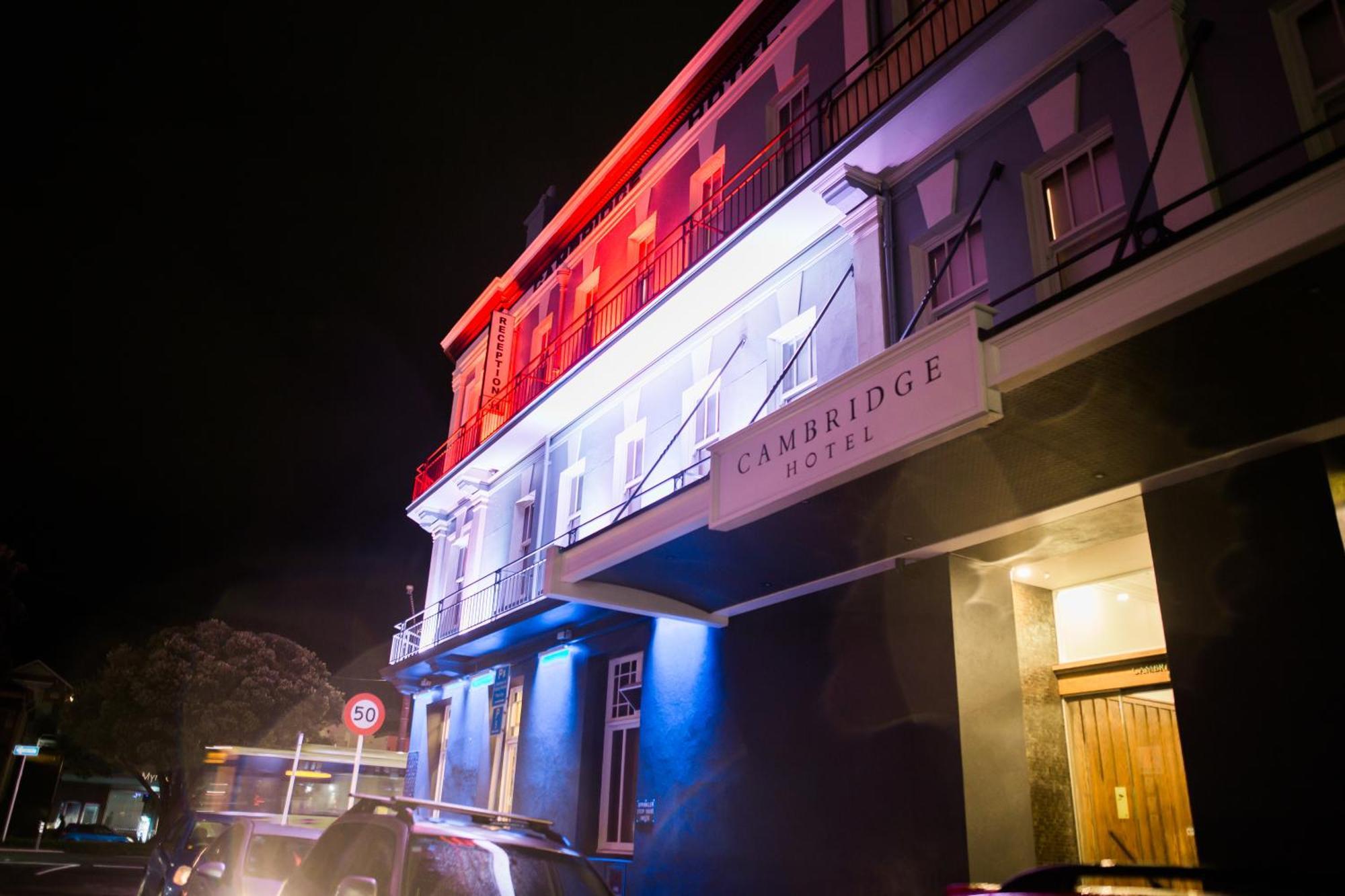 The Cambridge Hotel & Backpackers Веллінгтон Екстер'єр фото