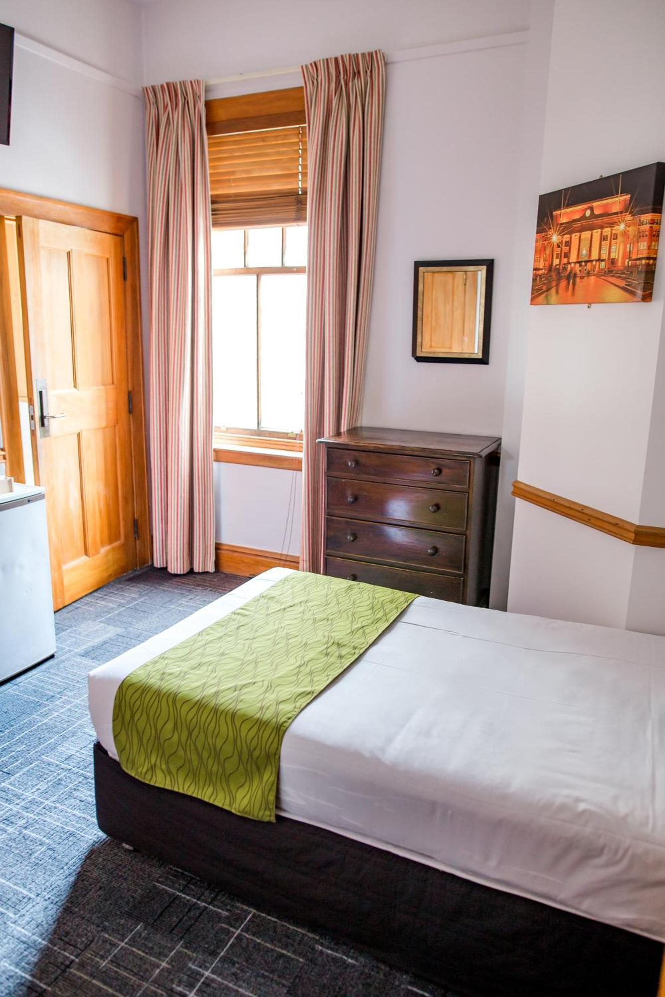 The Cambridge Hotel & Backpackers Веллінгтон Екстер'єр фото