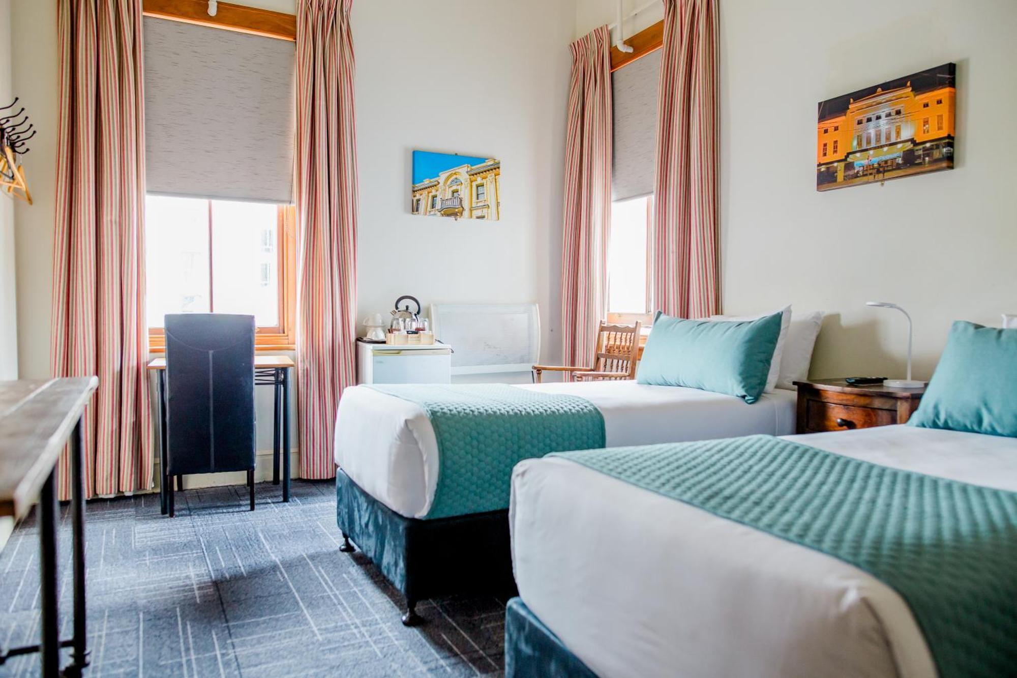 The Cambridge Hotel & Backpackers Веллінгтон Екстер'єр фото