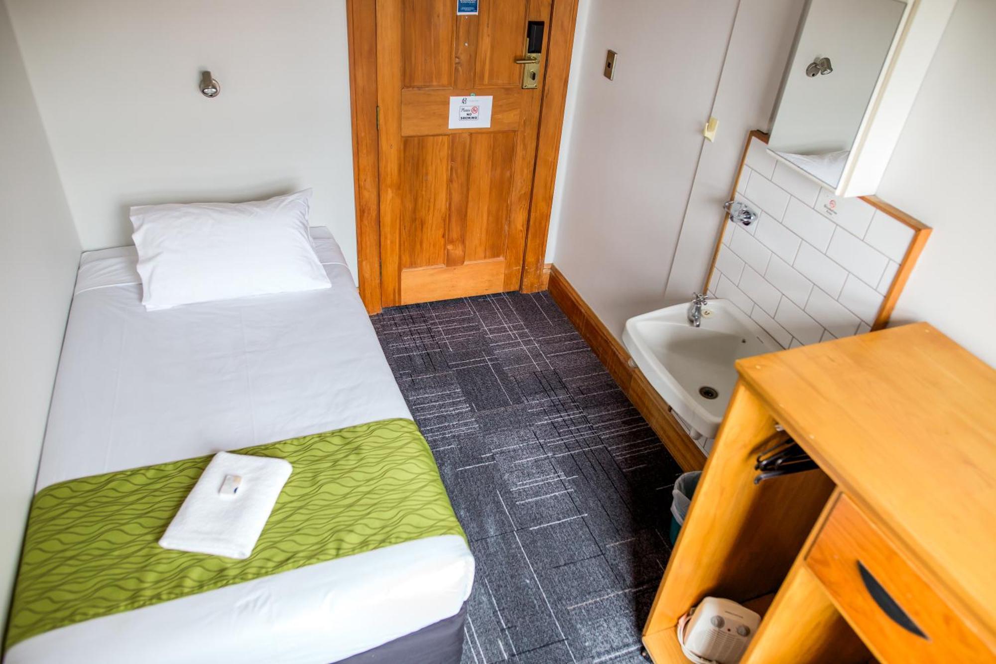 The Cambridge Hotel & Backpackers Веллінгтон Номер фото