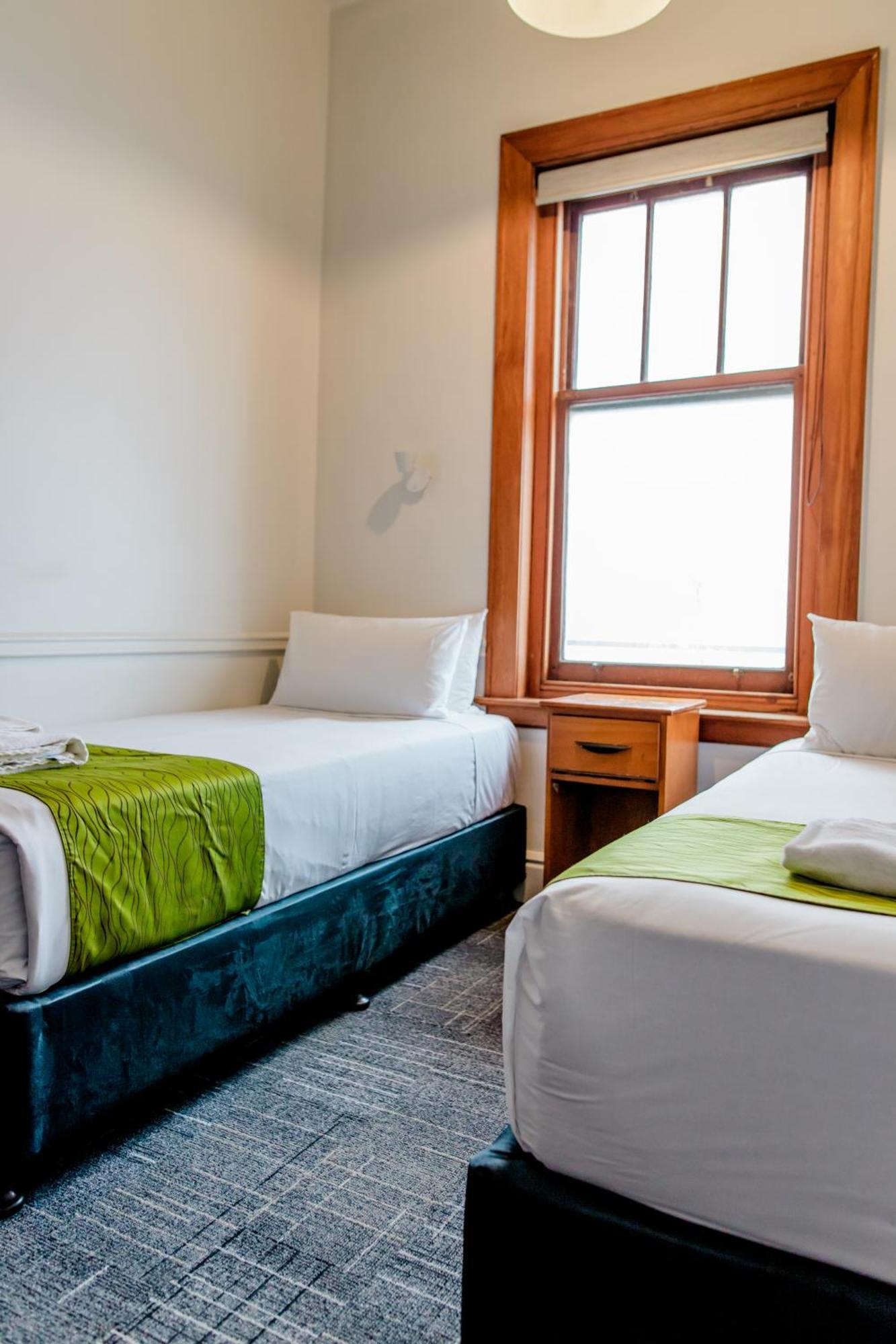The Cambridge Hotel & Backpackers Веллінгтон Екстер'єр фото